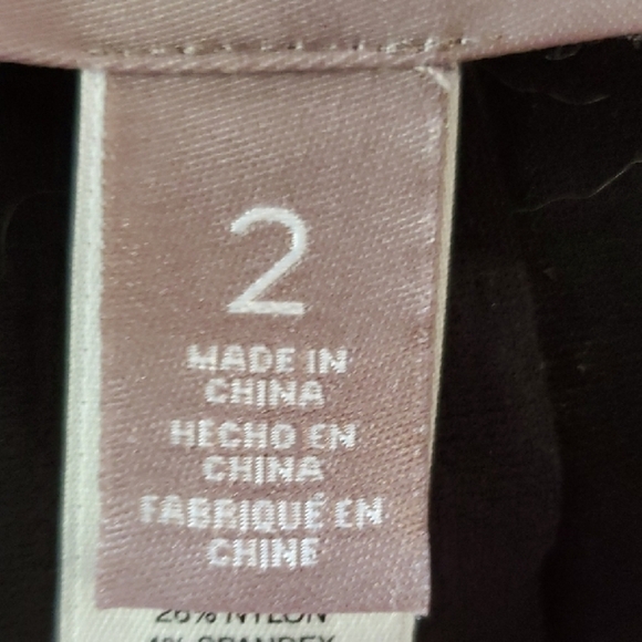 Chico's Black Cropped Ankle Pants with Tapered Fit - Picture 3 of 8